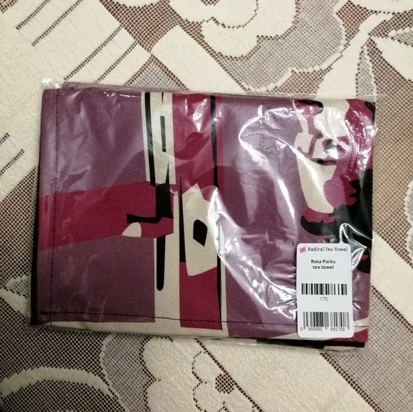 Radical Tea Towels Rosa Parks - Picture 8 of 8